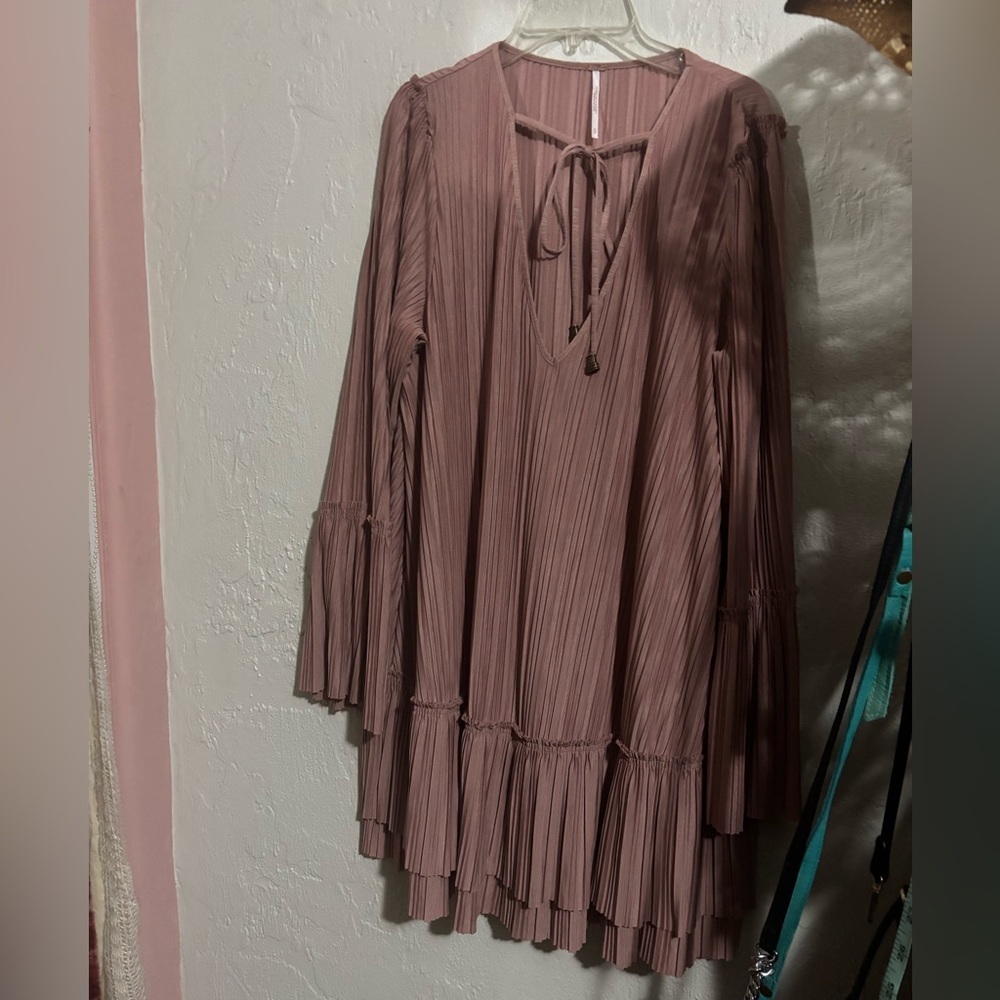 Free People Can’t Help It Pleated Mini Dress Size S - Picture 4 of 6
